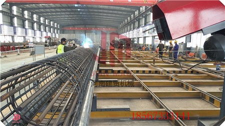 封丘全自動鋼筋籠纏繞機12米滾焊機